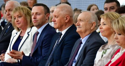 Uroczyste przekazanie do użytku sali gimnastycznej w Chmielku